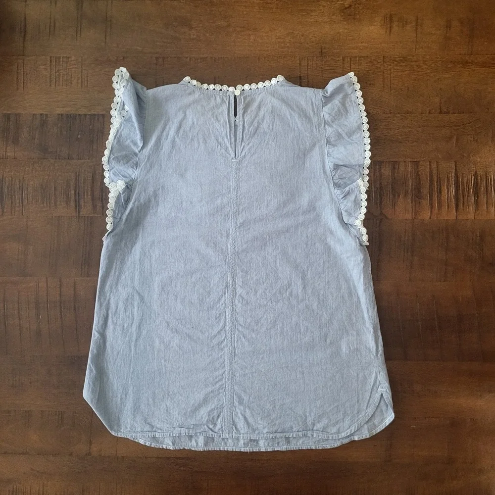 LOFT Women's Blue White Pinstripe Lace Yoke Top XS Ruffle Flutter Sleeve